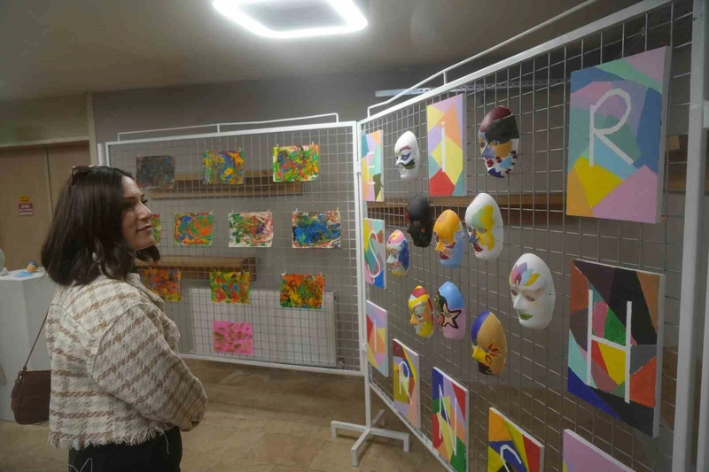 Çifte Dezavantajdan Çifte Güce: Özel İhtiyaçlı Kız Çocukları Sanatla Buluştu