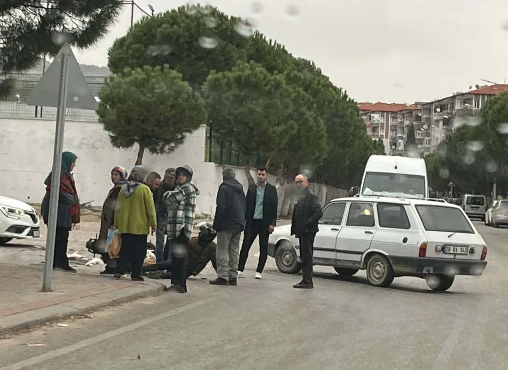 Motosiklet ve otomobilin karıştığı kazada 1 kişi yaralandı