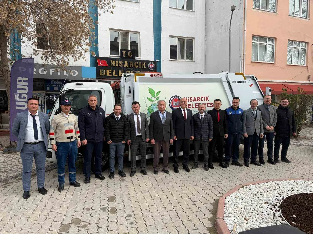 Hisarcık Belediyesi’ne yeni çöp toplama aracı