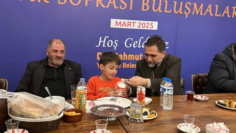 Uçar, Ayakkabı Boyacıları Ve Tamircileri İle İftar Sofrasında Buluştu.