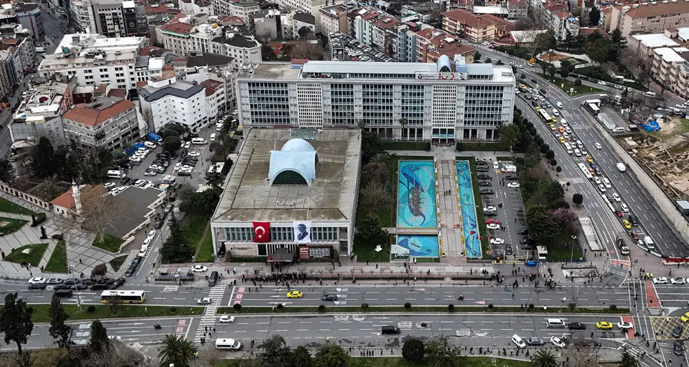 İBB’ye Yönelik Yolsuzluk Operasyonu; İnan Güney’in Aralarında Bulunduğu 17 Kişi Tutuklandı